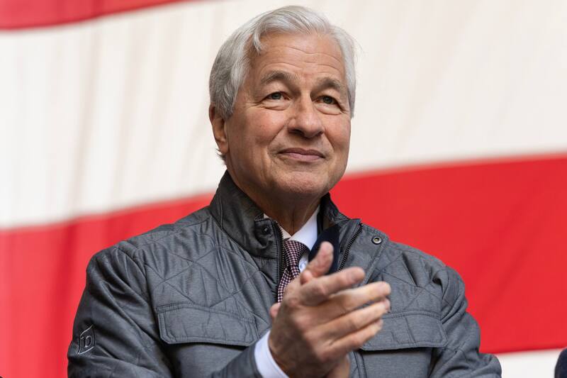 Jamie Dimon anticipó que Argentina podría recibir alrededor de u$s 100.000 millones de capital extranjero.