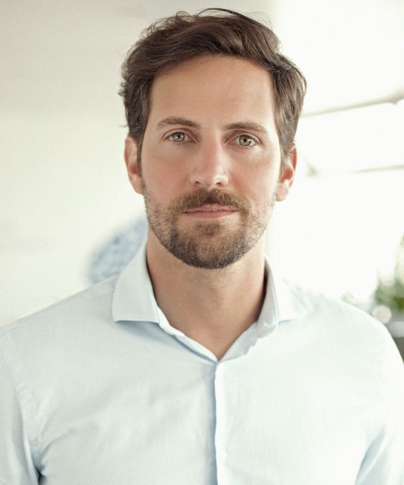 Gustavo Lauria, CMO Debmedia.