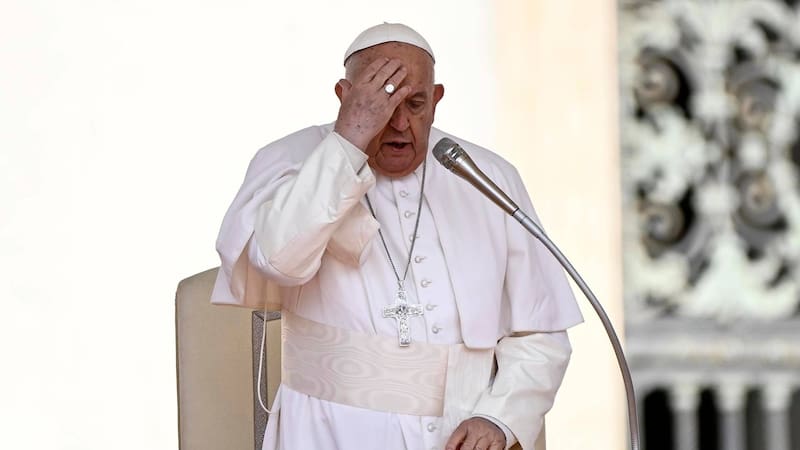 El papa Francisco pide a los obispos incluir mujeres en la Iglesia. Fuente: EFE.