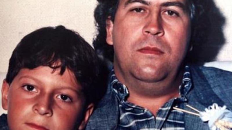 Escobar Gaviria y su hijo Juan Pablo, hoy Sebastián Marroquín (Foto: Red Creek)