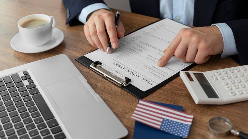 En la entrevista para la visa, tus respuestas deben ser inteligentes y adecuadas.
