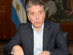 Suben a 2,5% tasa de importación y hay dudas en automotrices y laboratorios