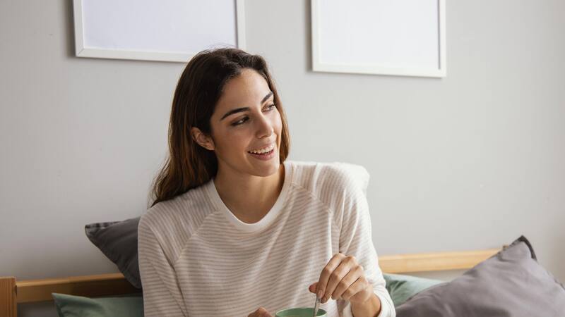 Beber esta infusión puede mejorar la calidad del sueño y combatir el insomnio.