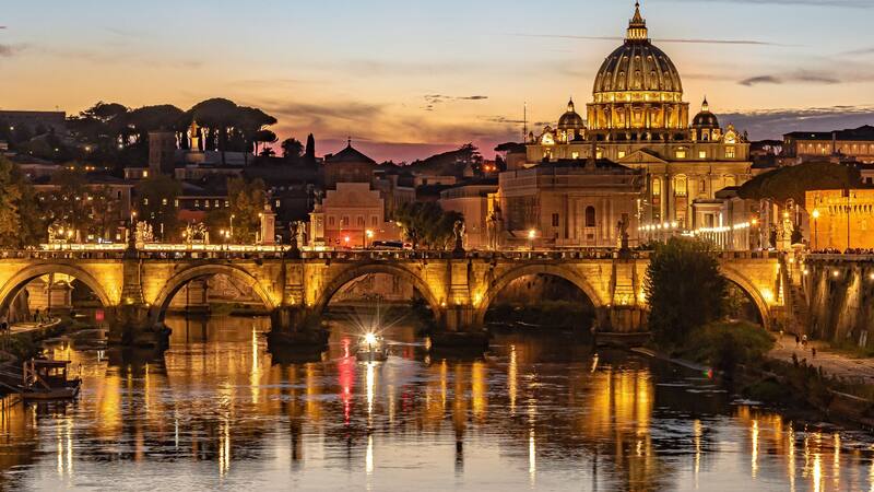 Viajes El Corte Inglés publicó una oferta para viajar a Roma.