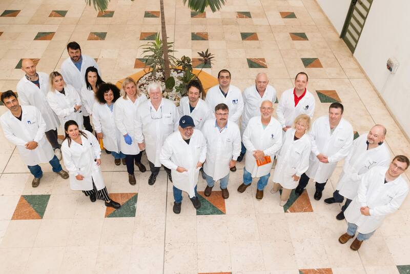 XtraLit desarrolló patentó su proceso de producción LFP Sol-Gel para el litio que usan autos eléctricos en sus baterías.