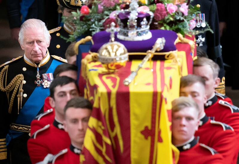 La muerte de Isabel I le puso fin al reinado más largo de la monarquía británica.