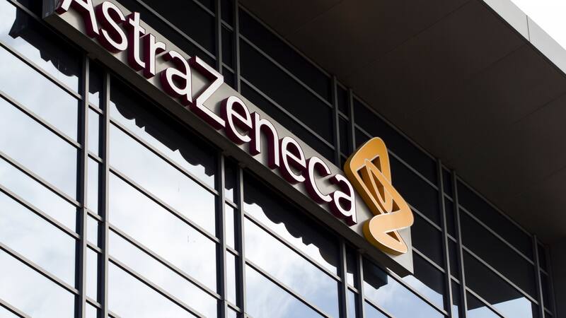 AstraZeneca busca empleados para sumar a su plantilla.