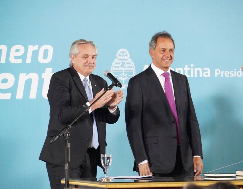 El presidente Alberto Fernández y Daniel Scioli