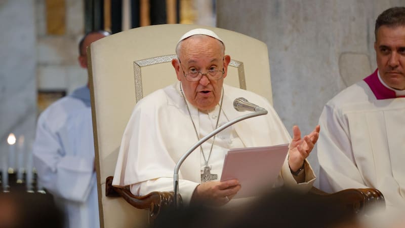 Revolución en el Vaticano | el papa Francisco develó el secreto de los milagros de Jesús.