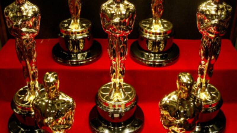 Los premios menos atractivos, se entregarán durante la pausa de TV