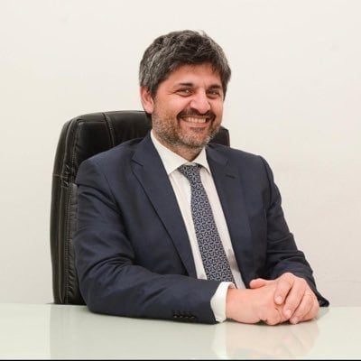 Alpha Media compró un canal líder de TV abierta con alcance nacional