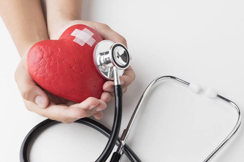 La hipercolesterolemia se puede prevenir con una alimentación equilibrada y sin grasas saturadas. Imagen: archivo.