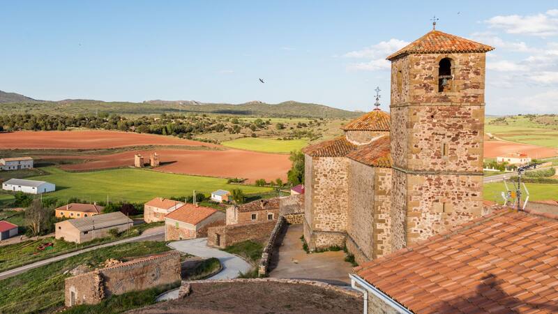Con su tranquilidad y excelente conexión a Madrid, es el lugar perfecto para quienes buscan una nueva vida sin renunciar a las comodidades urbanas.