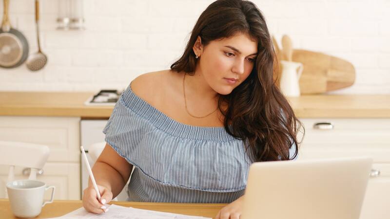 Los contribuyentes pueden revisar su reintegro utilizando el portal "¿Dónde está mi reembolso?" teniendo en cuenta los plazos que marca el IRS.