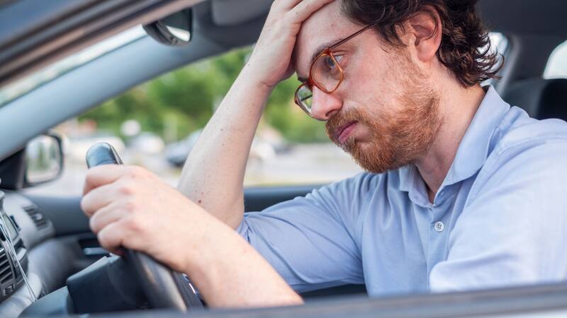 Los coches con esta etiqueta dejarán de circular: la restricción que afectará a miles en Madrid.