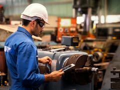 La industria no encuentra el piso: la actividad manufacturera cayó 8,7% en febrero