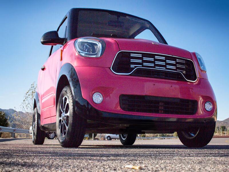 Tito hace alusión a un "auto chiquito"