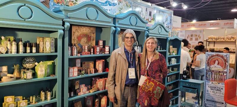 Ignacio Conde y Florencia Delfabro Villamil, fundadores de Boti-k PURO VEGETAL.