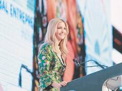 Ivanka-manía: la hija de Donald Trump causó furor entre los jóvenes indios