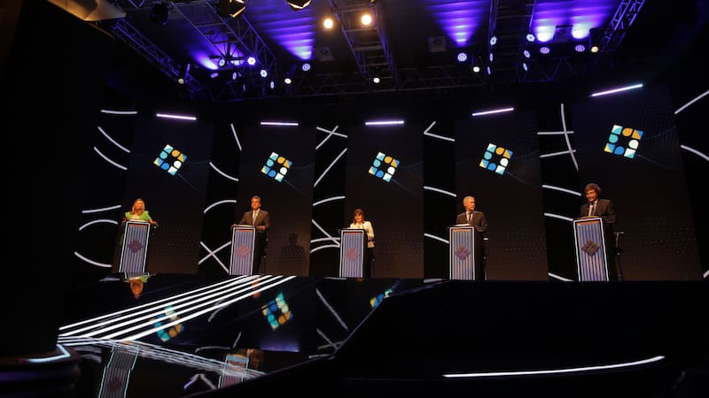 <div class="migrated-promo-image__description"><div class="migrated-promo-image__source">Fuente: debate.electoral.gob.ar</div></div>