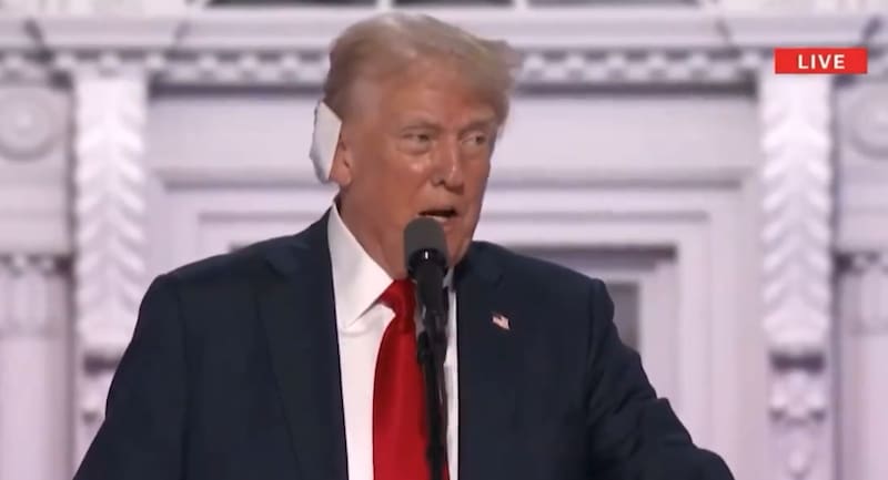 Donald Trump, luego de haber sufrido un intento de magnicidio en su contra. Foto: Archivo.