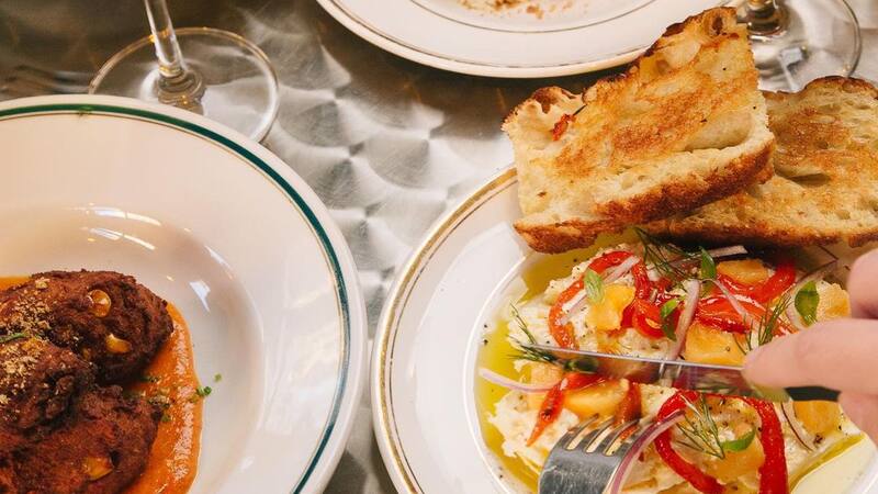 Conocé cómo es esta popular cantina porteña.