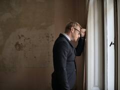 Si le debo dinero al banco, ¿me pueden embargar el sueldo?