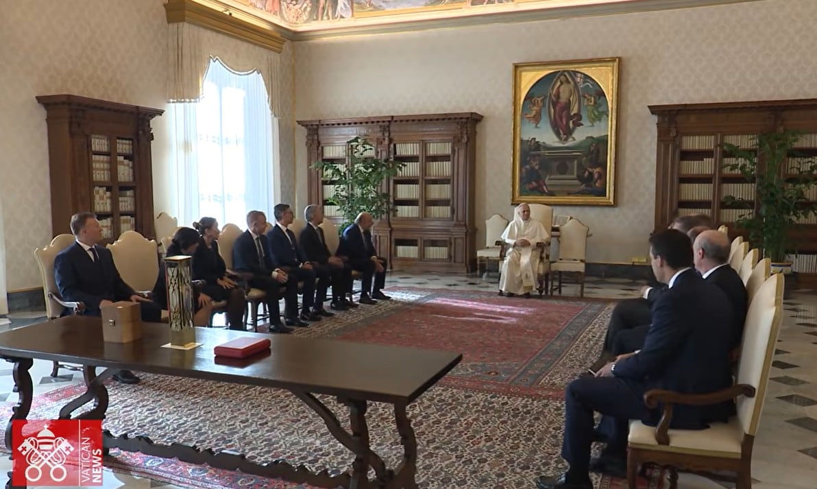 Cumbre del Papa León XIV con empresarios mineros y energéticos para debatir una minería sustentable Cumbre del Papa León XIV con empresarios mineros y energéticos para debatir una minería sustentable