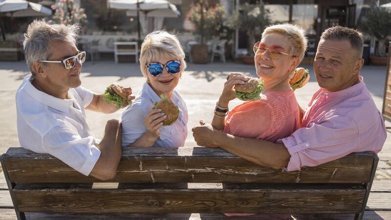 El Corte Inglés sorprende una vez más a este sector etario con un paquete imbatible.