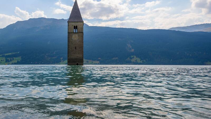 Descubrimiento arqueológico: encuentran una ciudad sumergida bajo un río de España con increíbles tesoros incalculables.