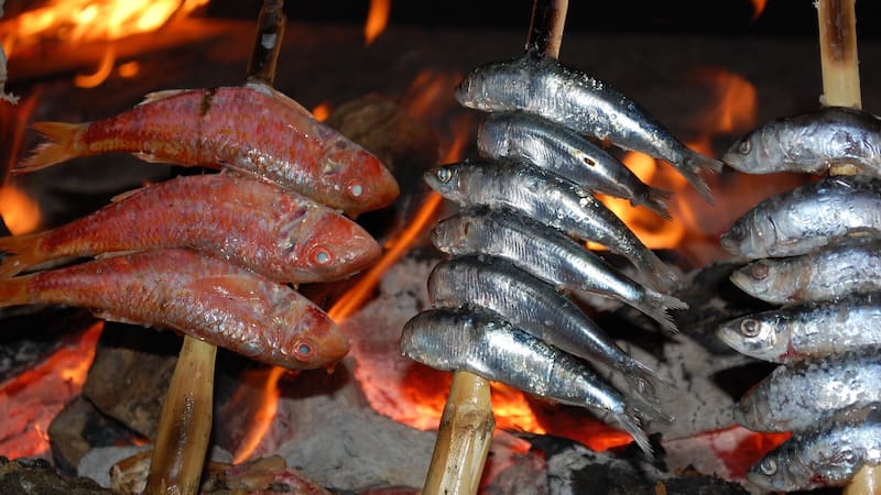 "Sardinas" de agua dulce: la mejor receta para cocinar los pescados que Jesús multiplicó y repartió a la multitud.