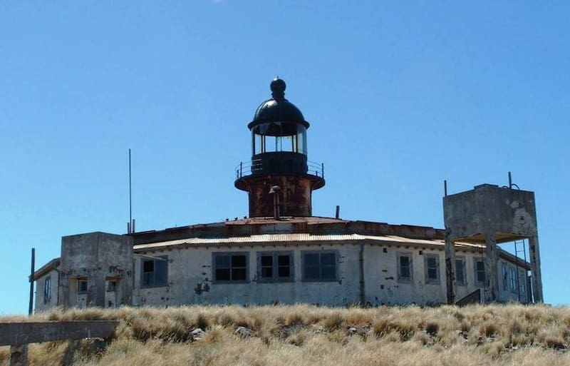 Faro de Isla Leones, uno de los más importantes del país. (Chubut Turismo)