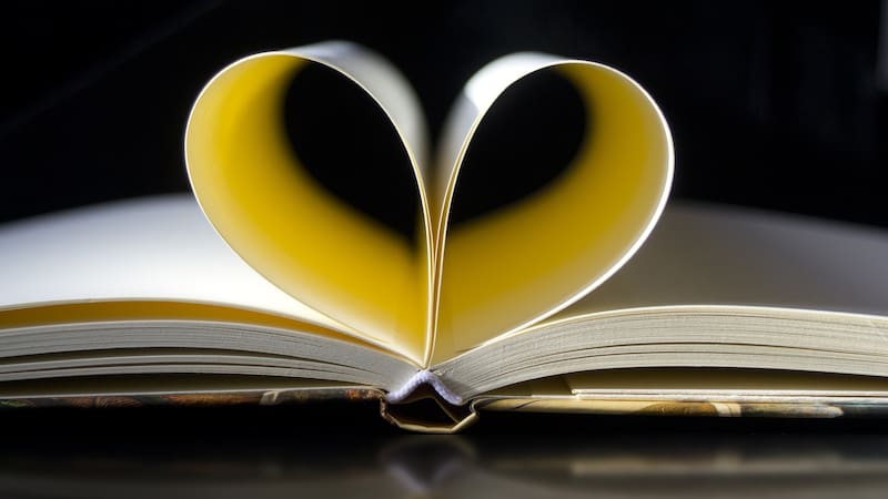 ¿Cuáles son las 5 mejores poesías de amor en lengua española?