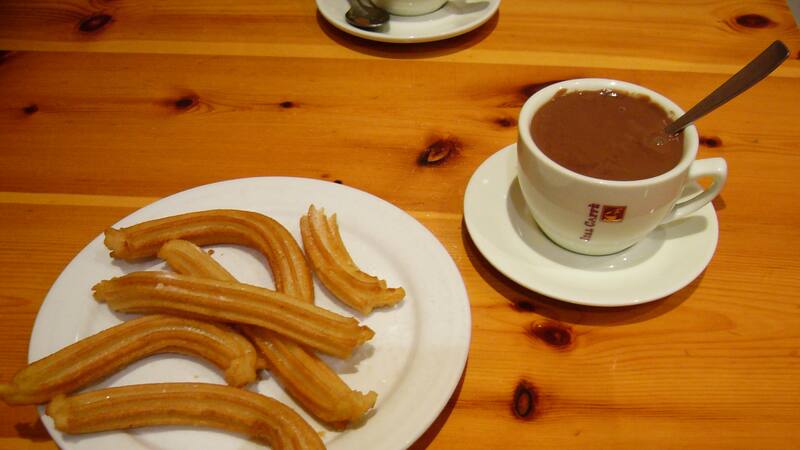 Churros con chocolate: esta es la receta para preparar un clásico español sin salir de tu casa.