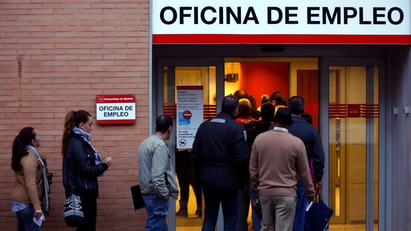 El SEPE busca trabajadores sin experiencia y ofrece sueldos de casi 3000 euros.