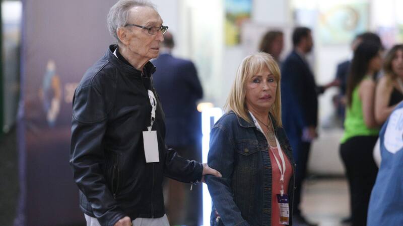 Milei aseguró que no tuvo relación con sus padres por más de 10 años ya que no tenía buenos recuerdos de la convivencia.