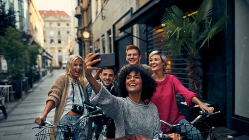 Amadeus destaca a los influencers y al turismo musical como impulsores del mercado en el 2024.