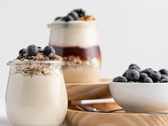 El batido casero que mejora la memoria, fortalece los huesos y protege tu salud cerebral: tiene solo cuatro ingredientes