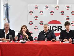 La UCR no acompañará a ninguno de los dos candidatos y criticó muy fuerte a Bullrich