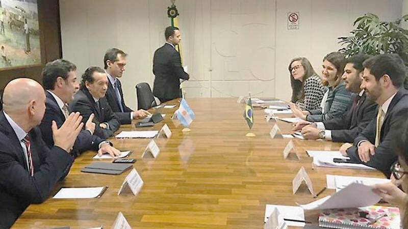 Sica busca relanzar la relación bilateral pero no pierde de vista la relevancia de Brasil para el sector automotor