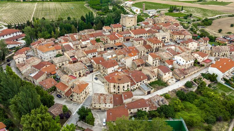 Vista aérea del pueblo de Sajazarra