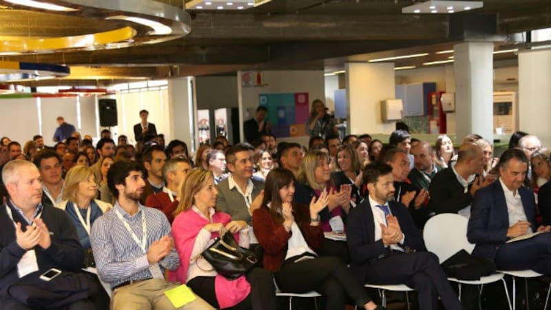 A sala llena, tuvo lugar una nueva edición de Workplace Design Conference.