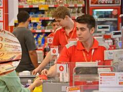 Bono para empleados de comercio: de cuánto es y cuándo se paga