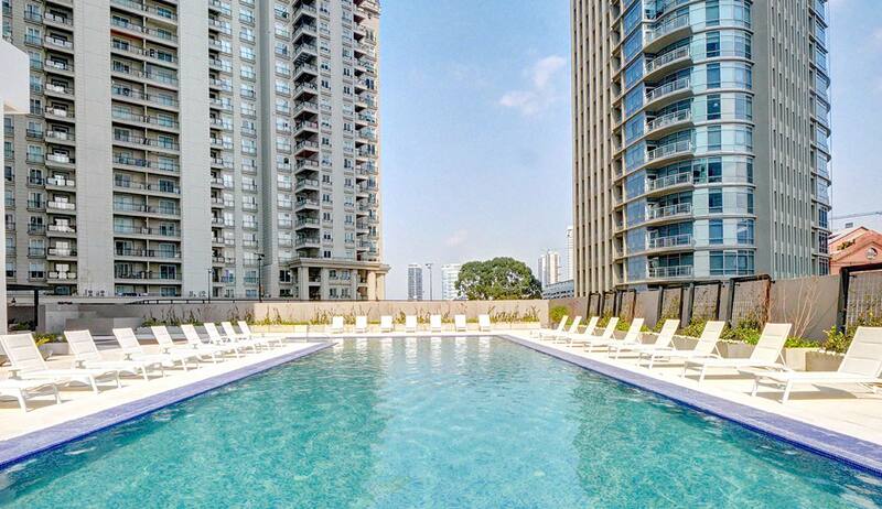 Los residentes disfrutan de un Business Center, Spa & Health Center y diversas piscinas, incluyendo una climatizada y una semiolímpica exterior. (Foto: Freepik)