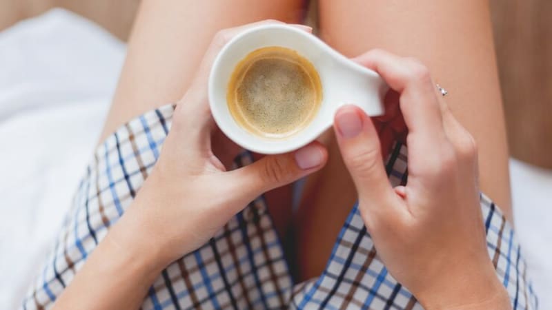 No es té verde: esto es lo que debes añadir al café para adelgazar y quemar grasas.