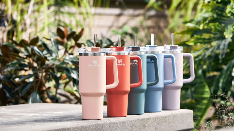 El Quencher de Stanley salió al mercado en 2016, pero recién en 2020 se convirtió en un boom viral de ventas.