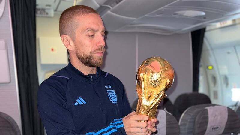 <div class="migrated-promo-image__description"><div class="migrated-promo-image__source">Fuente: Instagram: PapuGómez</div></div>