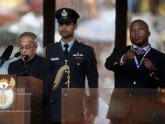 El traductor para sordos de Mandela da más sorpresas: habría quemado vivos a dos hombres