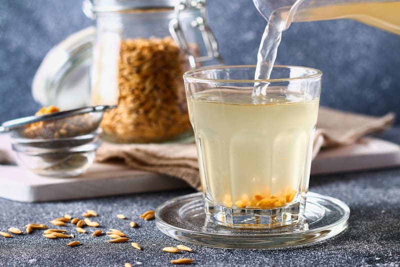 La bebida con avena y agua que sirve para reducir el colesterol y los triglicéridos: ¿cómo debe prepararse? (Imagen: Shutterstock)