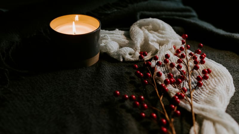 Este antiguo ritual espiritual utiliza colores para equilibrar tus centros de energía.